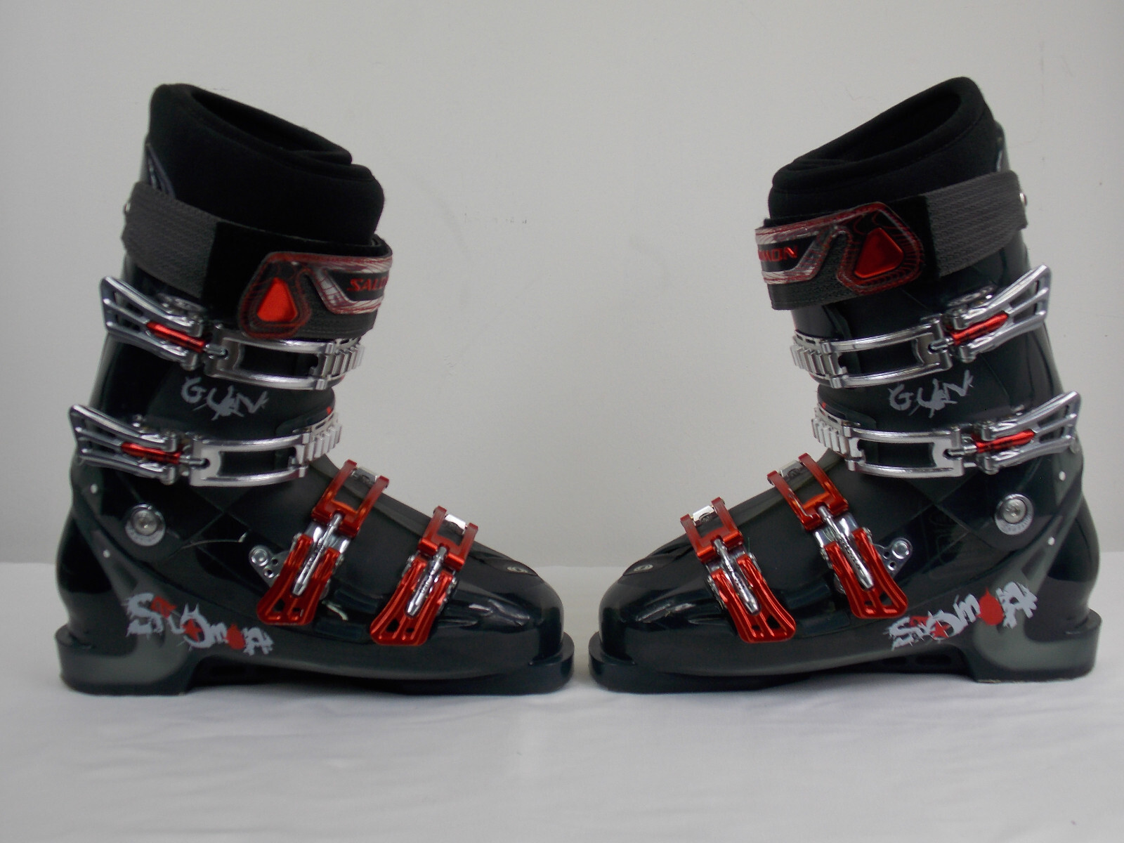 Scarponi da sci Salomon Gun 95 Flex Alpine da uomo taglia 26 5 US 8 5 INTUITION LINERS