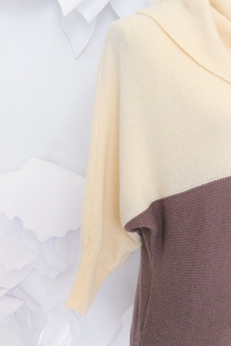 BCBGMAXAZRIA Cappuccio Maglione Pullover Donna XXS Avorio Marrone Colorblock Dolman - Foto 6 di 9
