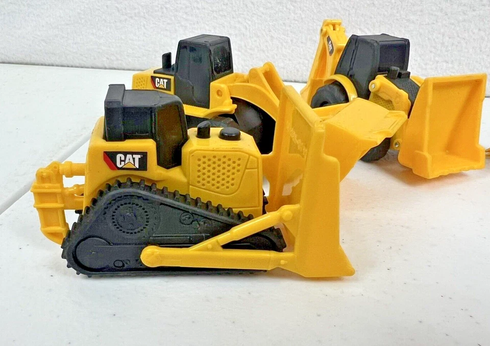 Plastic Cat Construction Trucks Dump Truck Dozer Back Hoe Front Scooper Lot of 6 - Image 4 of 4