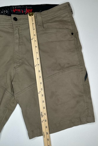 Wrangler ATG Reinforced Double Knee Utility Shorts - 38 - Picture 6 of 9