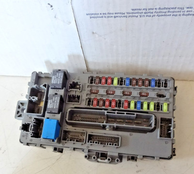 OEM 2011 11 Honda Accord LX Sedan Cabin Interior Fuse Box Relay Junction Block
