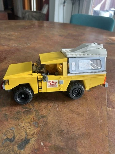 LEGO Toy Story 3 Pizza Planet Truck Rescue 7598 NOT COMPLETE