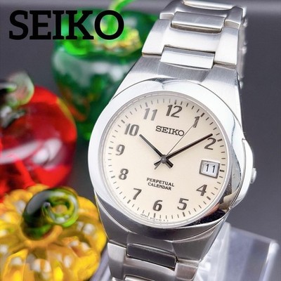 Seiko Perpetual Calendar 8F32-0130 Quartz Cream Dial Men Watch