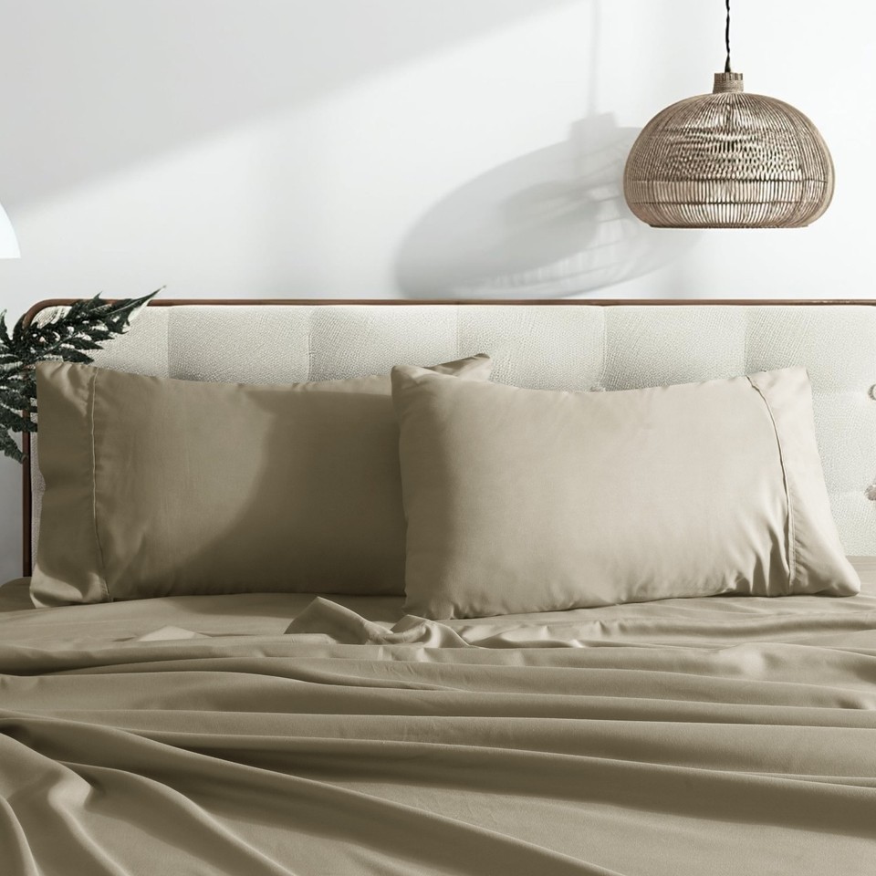 Queen Bed Microfibre Fitted Sheets main image 1