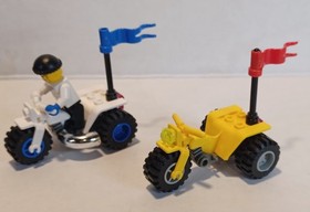Lego Island Xtreme Stunts: Semi Truck Trailer & Stunt Trikes 6739 *Inc See Desc*