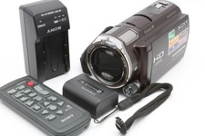   Near Mint  Sony HDR-CX560V High Definition Handycam Camcorder Brown