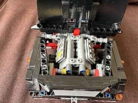 LEGO TECHNIC: Pick-Up Tow Truck (9395) Assembled, manuals included, no box