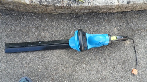 Cotech Hedge Trimmer 60cm (24" approx) 620W - LITTLE USED - Picture 11 of 13