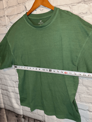 H&M Men’s Small Oversized Fit T-shirt Green