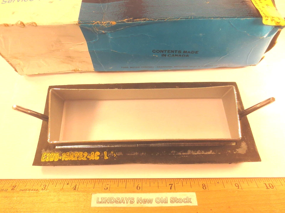 FORD 1984/1986 LTD, MERMERCURY MARQUIS с угловыми лампами ОБОДОК (ПЕРЕДНЯЯ БОКОВАЯ ЛАМПА) LH - Изображение 3 из 4