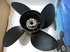 1513-140-21  4- Blade Solas Interchangeable Aluminum Prop with Mercury Hub Kit