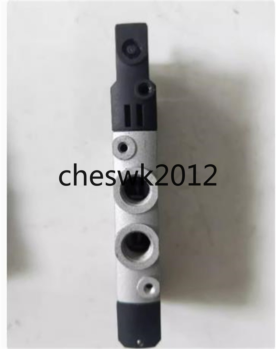1PCS FESTO solenoid valve CPE14-M1BH-5LS-1/8 196942 in good