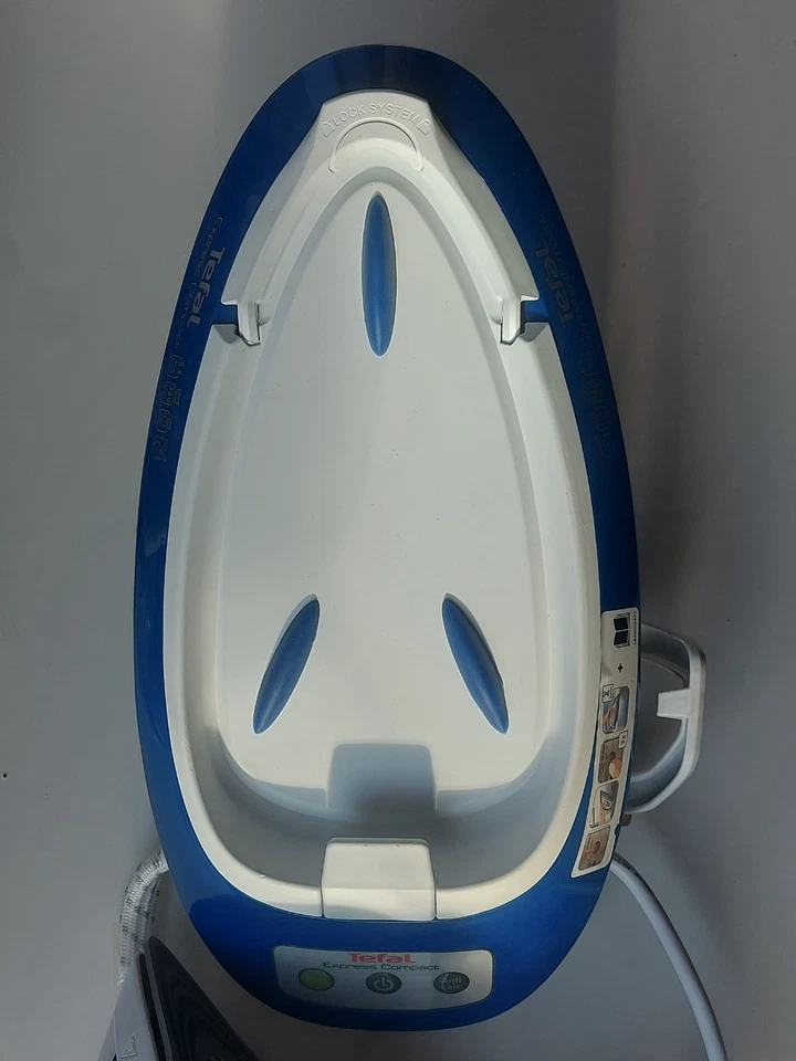 Tefal Express Compact Dampfbügelstation Bügeleisen SV7112GO, Top Zustand. 200£+ - Bild 4 von 4