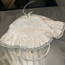 Vintage White Eyelet Bonnet Size 3-4 years Bucket Sun Hat