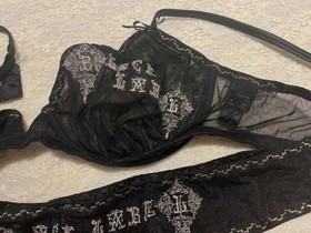 La Perla Black Label Litterae Bra Thong Set 36B M Black Silver Dangling Heart
