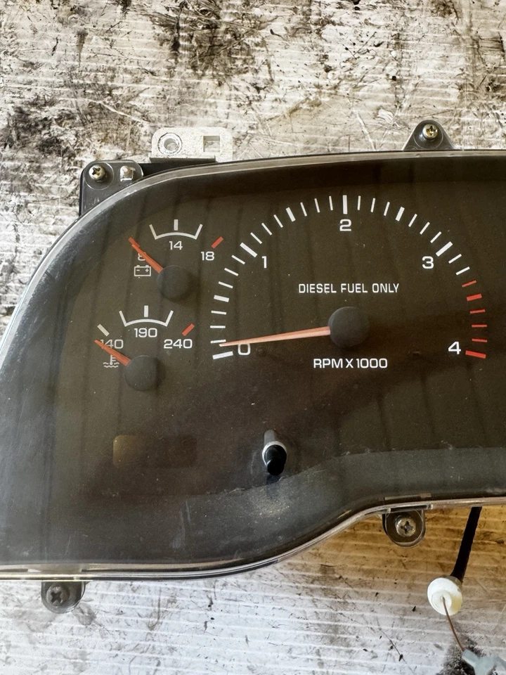 Speedometer Cluster 2001 道奇 RAM 2500 3500 皮卡 AT Miles DIESEL Oem 188k  — 第 2/4 张图片