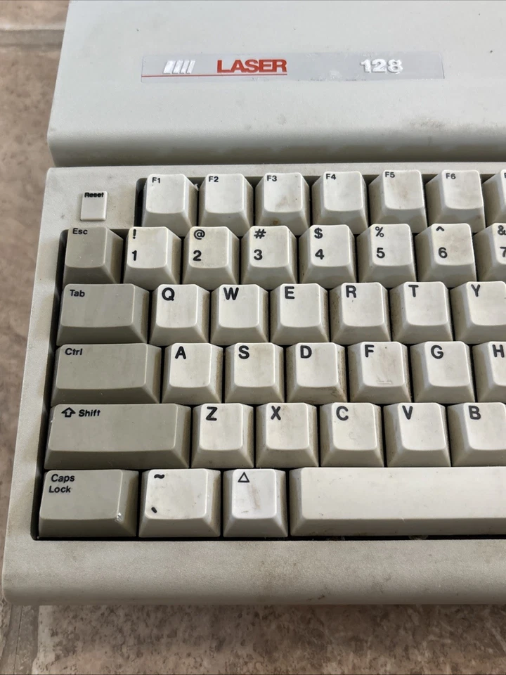 Computadora personal vintage láser 128 clon Apple II - ¡Hallazgo patrimonial, sin probar! Foto 2 de 4