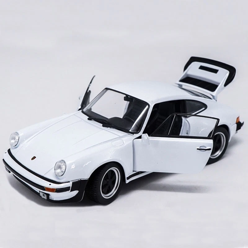 1:24 1974 Porsche 911 Turbo 3.0 Model Car Metal Diecast Vehicle Collection White - Image 3 of 4