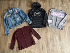 Girl  s Clothes Lot Size Medium 10-12 