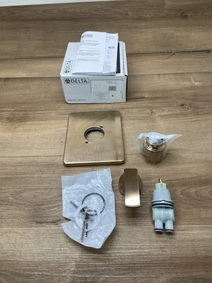 #ad Delta T14037 CZ Velum Pressure Balanced Valve Trim Only with Single Lever Handle $59.99