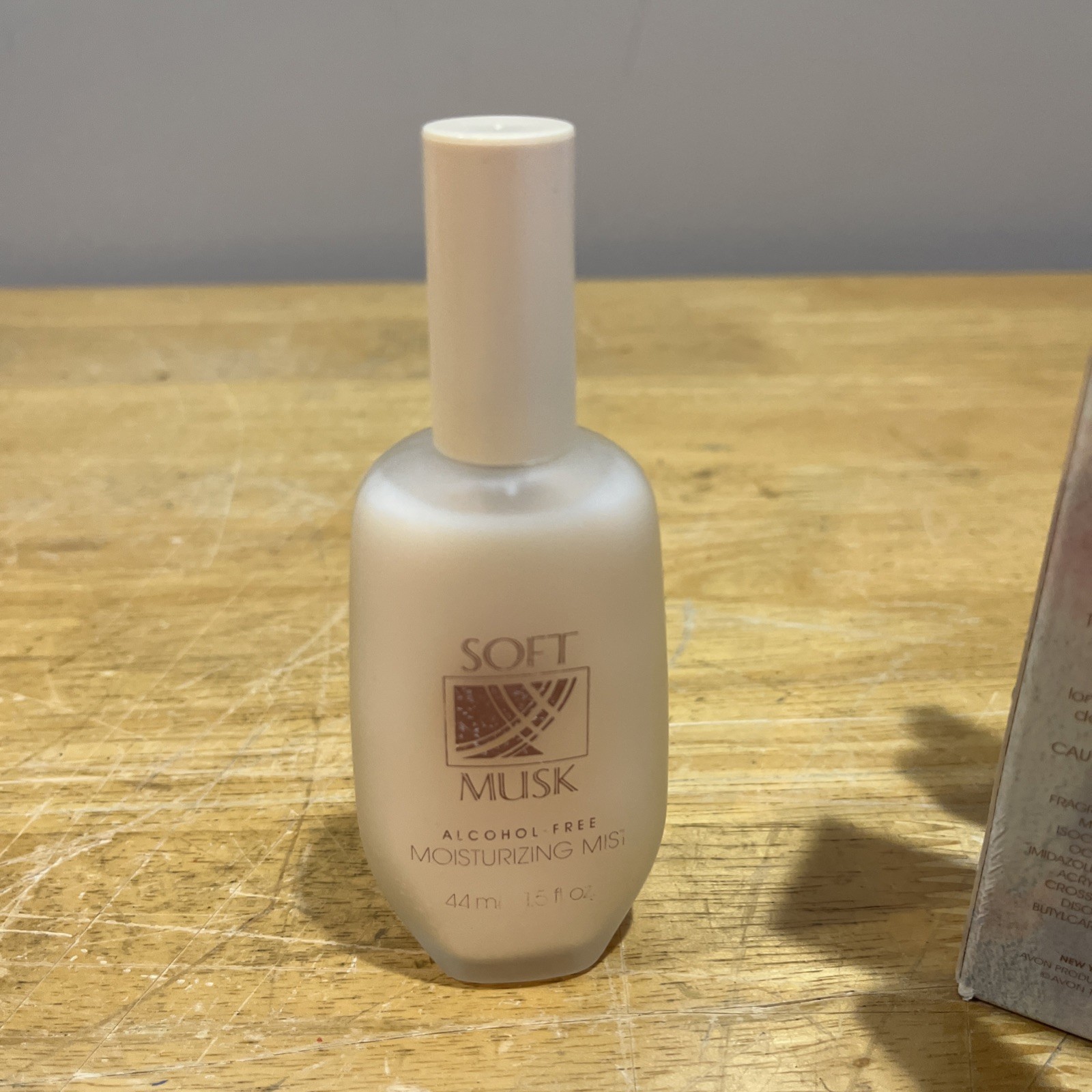 Avon Vintage Soft Musk Alcohol-Free Moisturizing Mist Spray 1.5 oz ~ NOS Vtg
