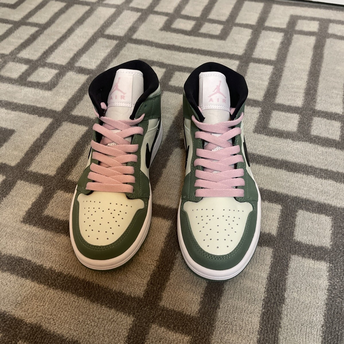 Size 5 - Air Jordan 1 SE Mid Dutch Green W NIB 194956624295| eBay