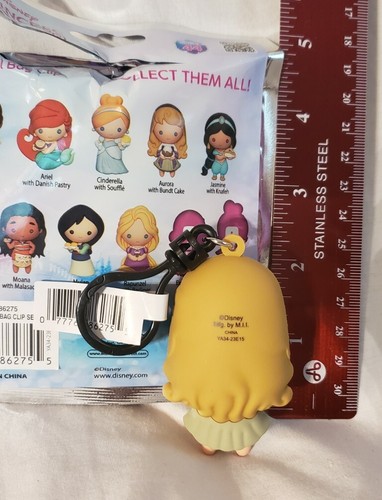 Sleeping Beauty Aurora Disney Princess Figural Bag Clip Sweets S 44 Bundt Cake - Picture 2 of 10