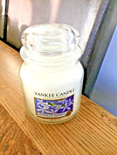 Image of Yankee Candle Wax MEDIUM JAR Original MIDNIGHT JASMINE Spring SUMMER Floral 411g