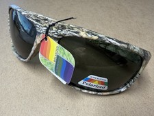 Polarized Hunting Sunglasses Nature Camo Rectangle Wrap Style Forest Green Lens