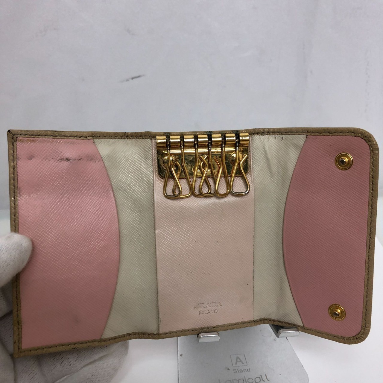 Authentic PRADA 4-Ring Key Case Leather Beige 1PG… - image 5