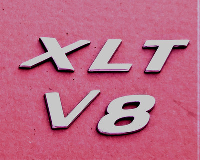 Ford Explorer ''XLT & V8'' Fender / Rear Hatch Letters Emblems  OEM (5 Pieces)