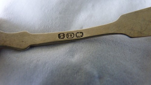 Vintage Salt Spoon Sterling Silver with Antique Hallmarks - Picture 3 of 3