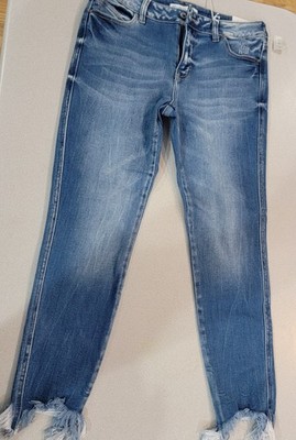 NWT Kancan Women's Mid Rise Skinny Medium Washed Distressed Jeans 29 x 28 NEW