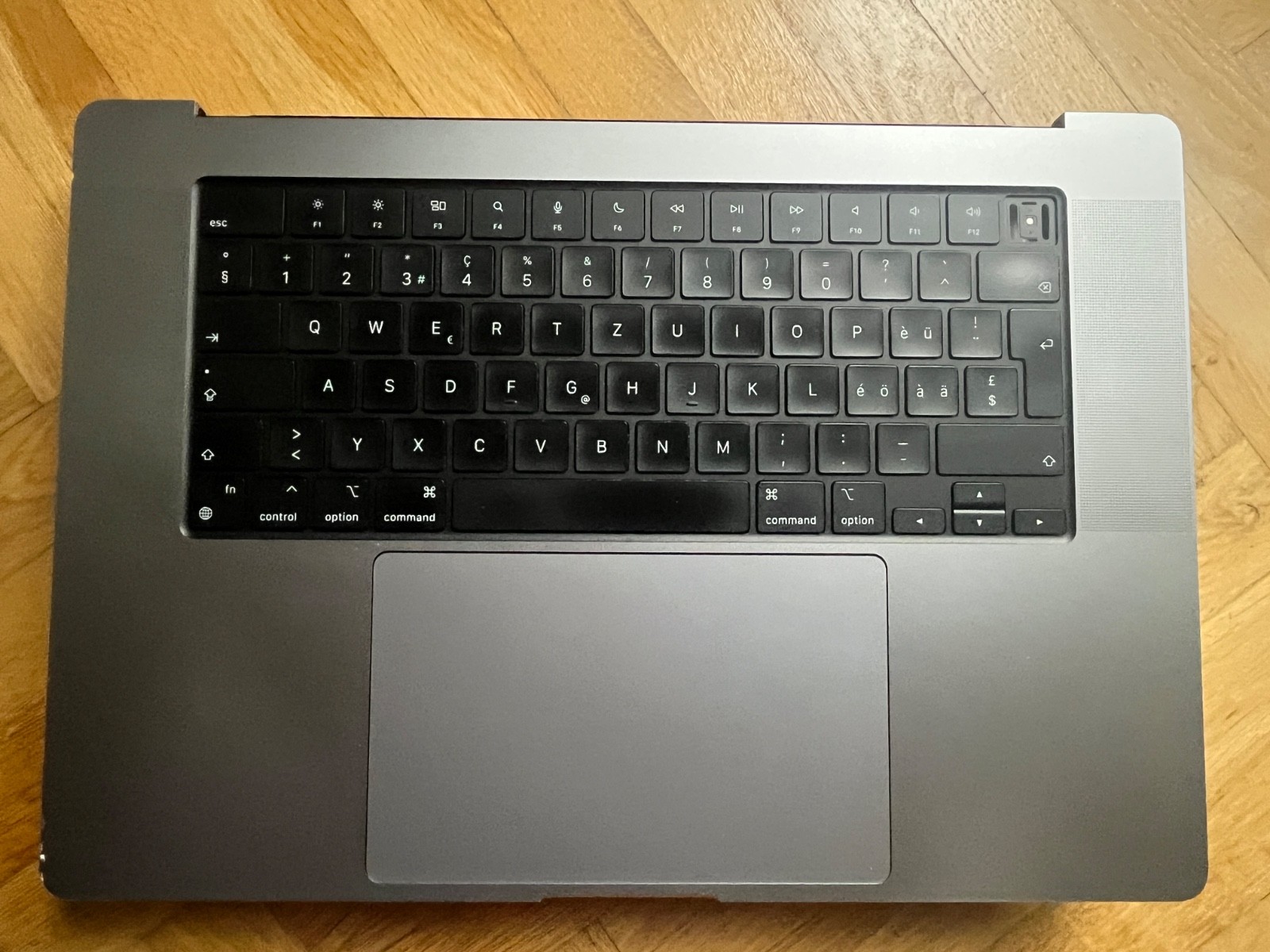Tastiera poggiapolsi originale Apple MacBook Pro M1