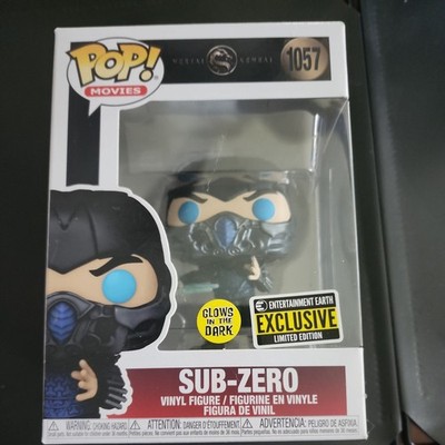 Funko Sub Zero 1057 Vinyl Figure with Pop Protector Mortal Kombat Exclusive Glow