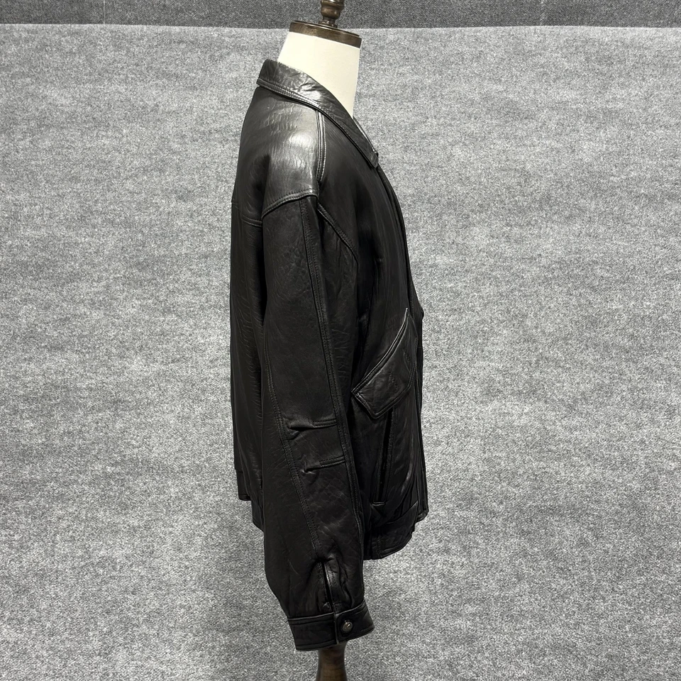 Кожаная складская куртка мужская XL черная кожа бомбер карманы на молнии с подкладкой - Изображение 3 из 4