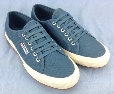 shoes on sale at journeys