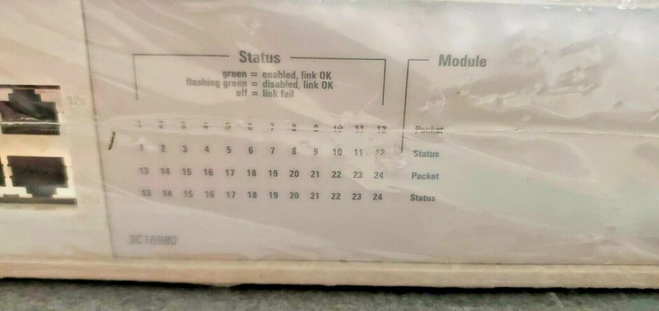 Interruptor NOS 3COM 3300 24 puertos Superstack II (FC12-T-G534) Foto 4 de 4