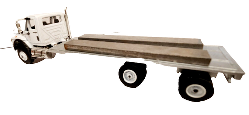 Greenlight / DCP White International Cutom Built 27 Ft Flatbed - Hay - Salvage - Picture 12 of 14