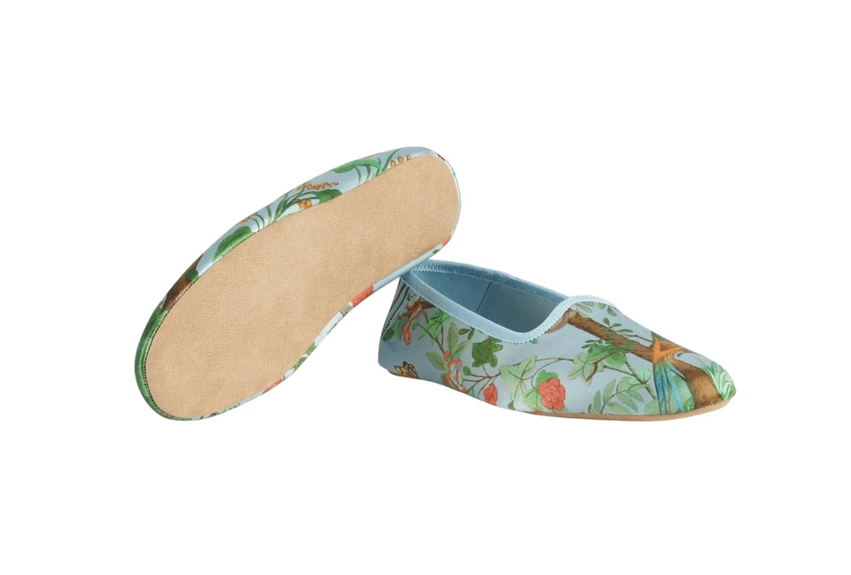 Authentic Men's Gucci Blue Satin Voyage Tian Printed Slipper Shoes New $570 - Image 2 of 4