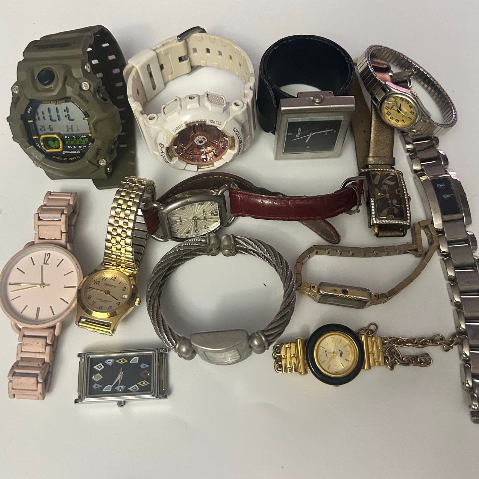 Assorted Watches Used Not Working For Parts Or Pieces lot 8 image 8