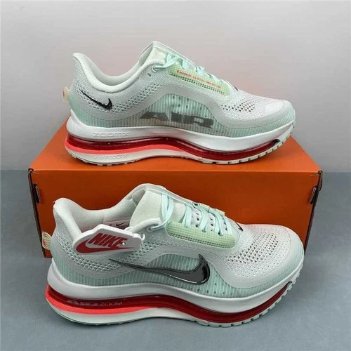 Air Zoom Pegasus Premium HQ2592-301 Barely Green Men’s shoes