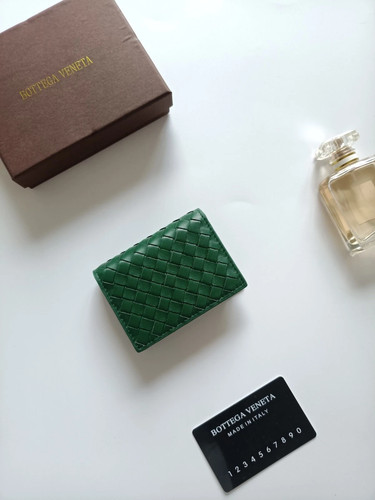 Bottega Veneta Green Intrecciato Leather Card Holder Wallet Made in Italy