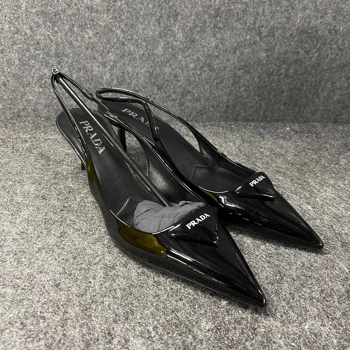靴 Prada Patent Leather Strap Heels 36 1/2 PRADA Slingback Patent Leather Heels for sale - eBay