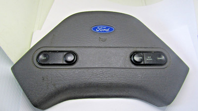 1986 1987 FORD TAURUS STEERING HORN PAD NEW OEM