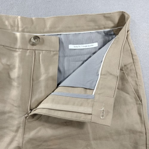 Calvin Klein Body Fit Flat Front Tan Khaki Pants Mens Size 32x32 - Picture 4 of 8