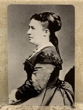 (Fax-Pax) First - Ladies JULIA DENT GRANT (Fact Card)