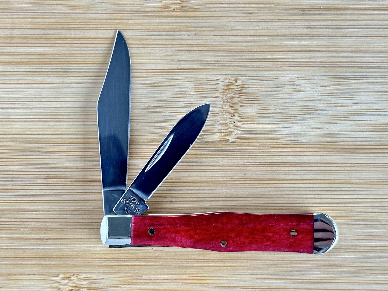 Case XX Swell Center Jack Smooth Old Red Bone 6225 1/2SS Pocket Knife