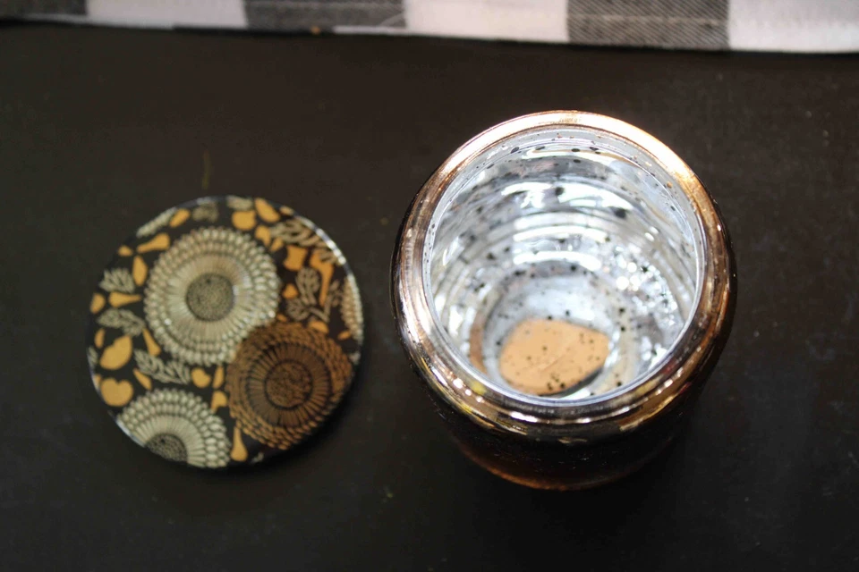 Luxury 8oz frosted embossed romantic starry sk electroplate candle jar metal lid - Image 3 of 4