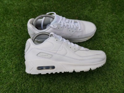 Nike Air Max 90 Recraft Triple White Sneaker, Gr. 5 UK CD6864 100